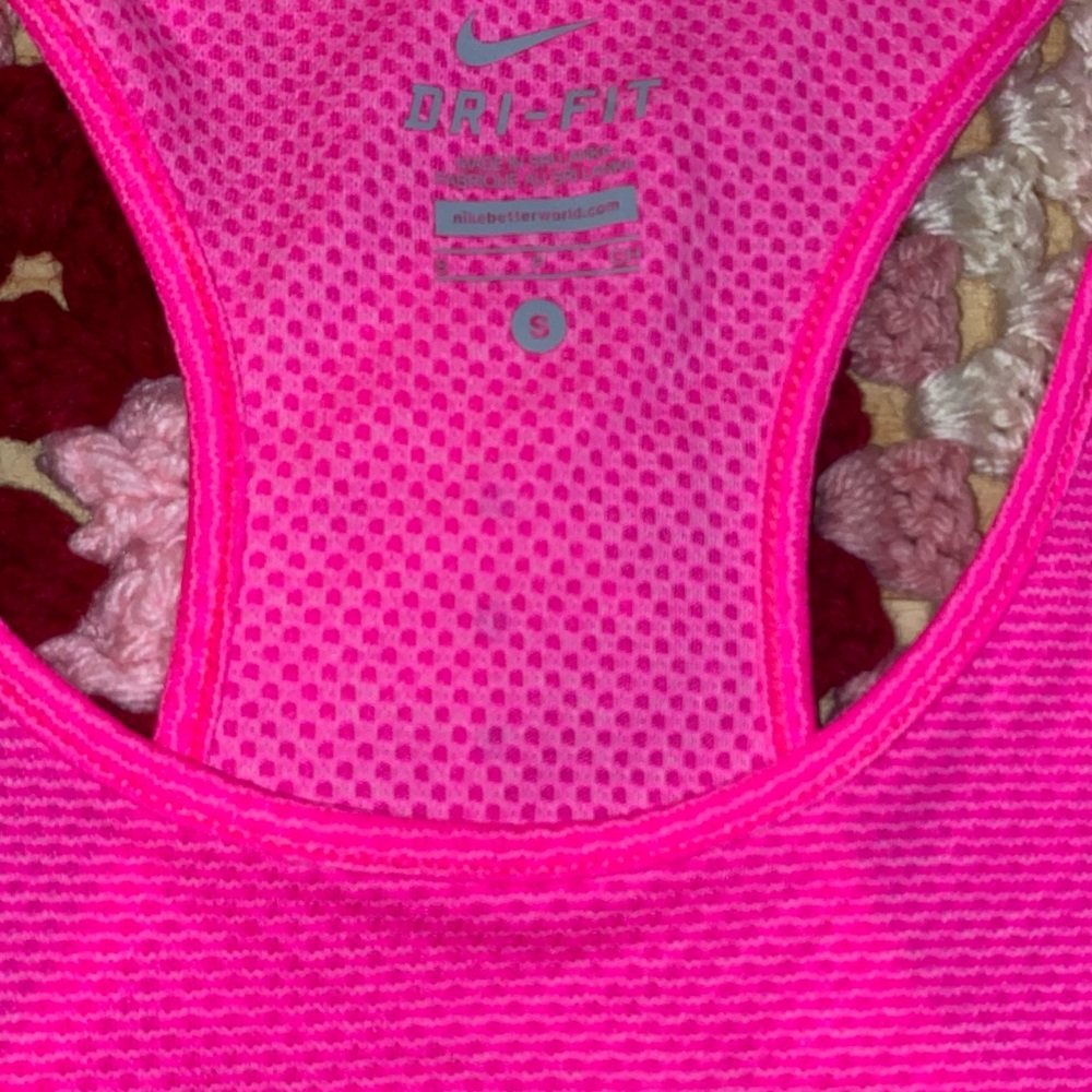 Nike Pink Fitted Racerback Tank Top - Picture 3 of 7